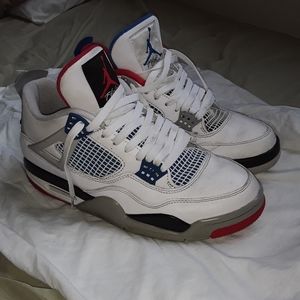 Air Jordan 4